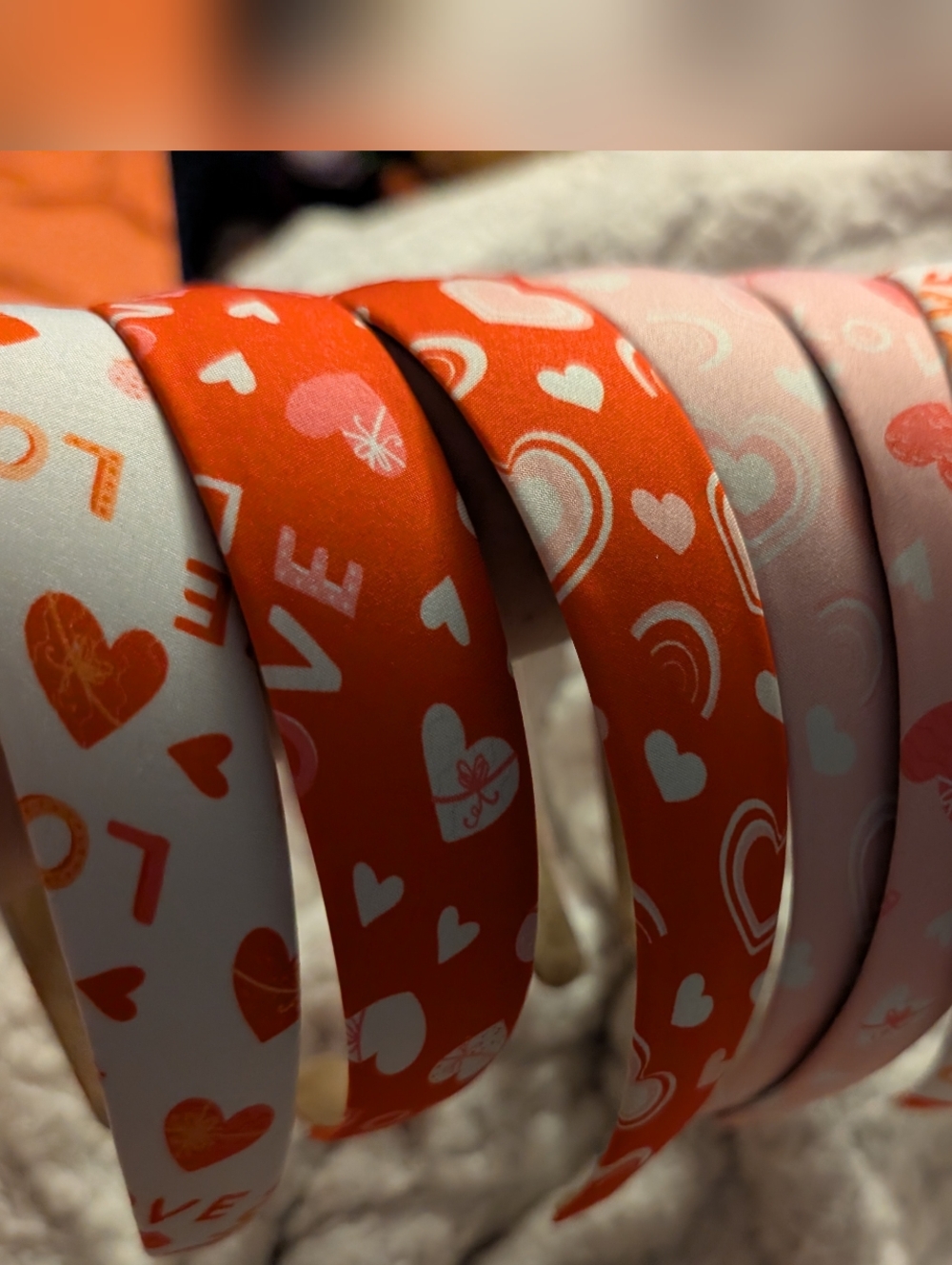 6 Valentine Heart Print Satin Headbands - Red & Pink